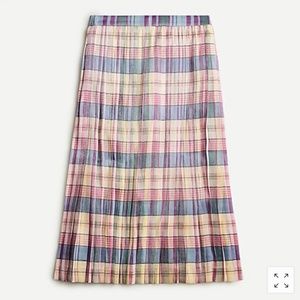 Pleated midi skirt in shimmering plaid
